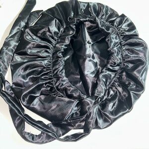 Black satin adjustable bonnet